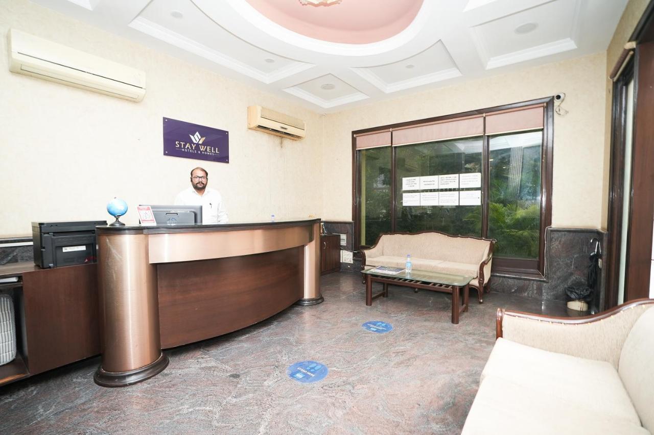 Stay Well Hotels & Homes Гургаон Экстерьер фото